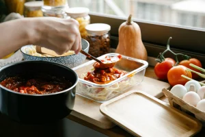 meal smarts tips with leftover dinner foods stored for easy future meals