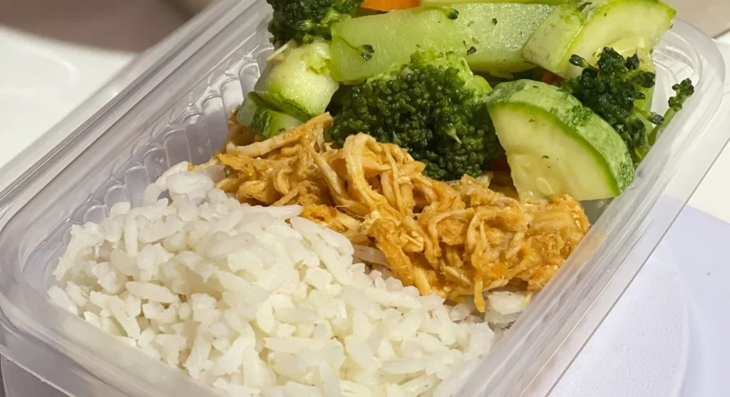 Why Midday Meals Often Feel More Satisfying When One Simple Routine Stops Lunch From Being Rebuilt From Scratch