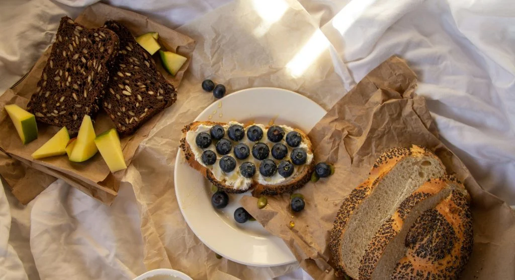 soup toast fruit on table