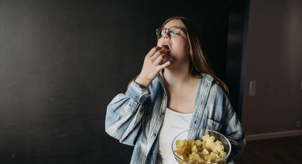 Why Evening Snacking Often Gets Harder When Dinner Was Only Built To End Hunger Quickly