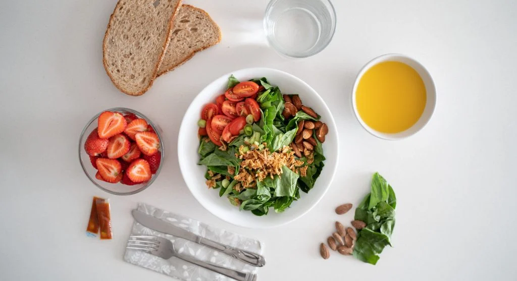 One filling food works best when fruit and vegetables support the lunch instead of trying to carry it alone